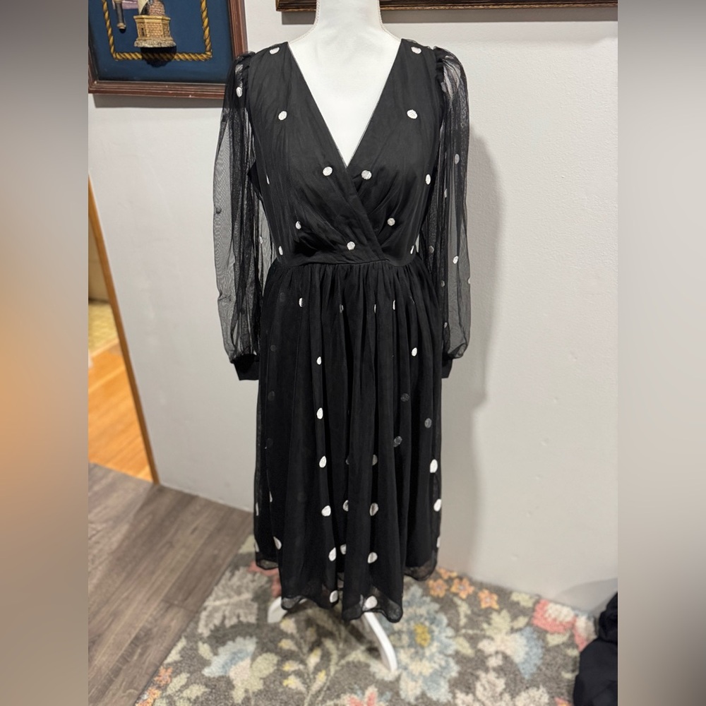 eShakti embroidered polkadot tulle dress. Size 8-10. Excellent condition!